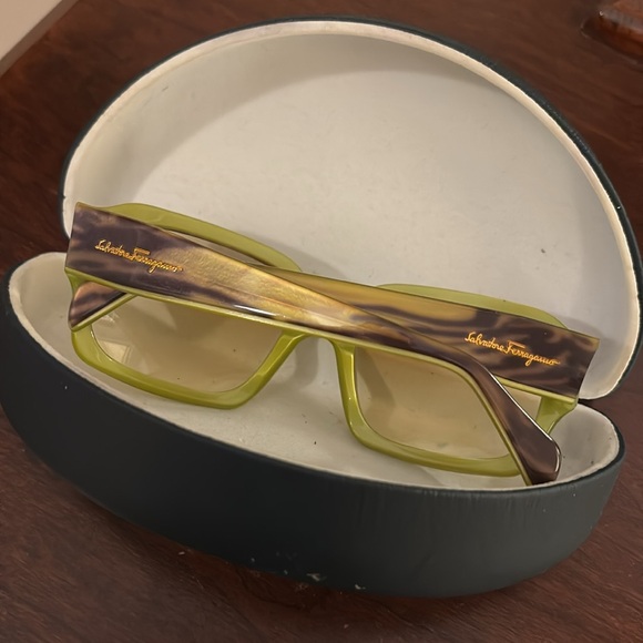 Salvatore Ferragamo Sunglasses - Picture 11 of 11